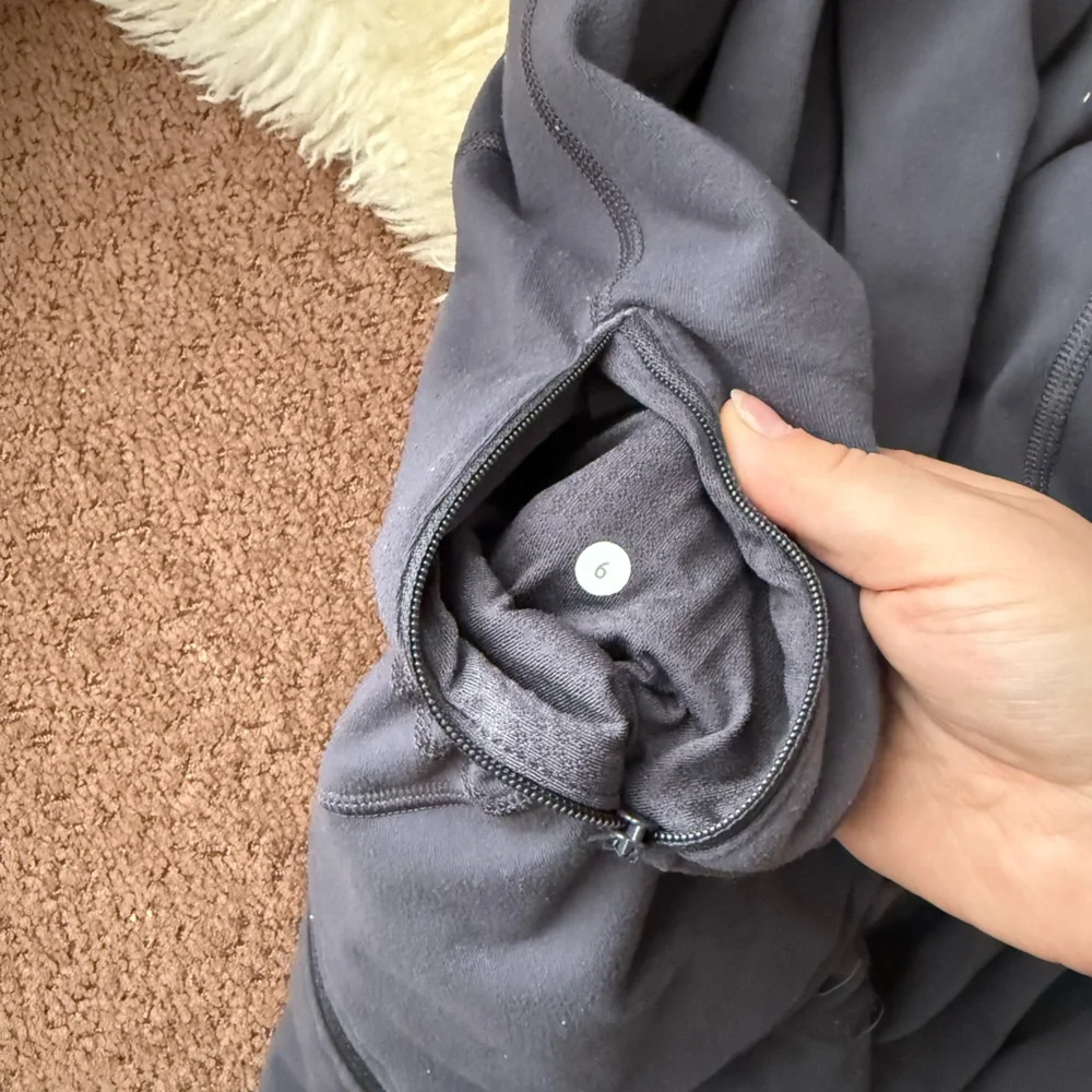 lululemon athletica size overall